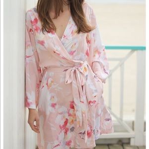 Yumi Kim Floral Robe - size small